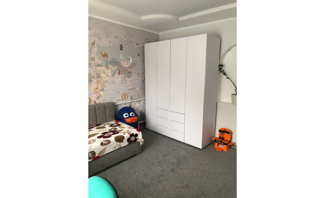 Nyílóajtós gardróbszekrény Doros Gelár Fehér 4 bútorlap 155x49,5x203,4 (80397642)